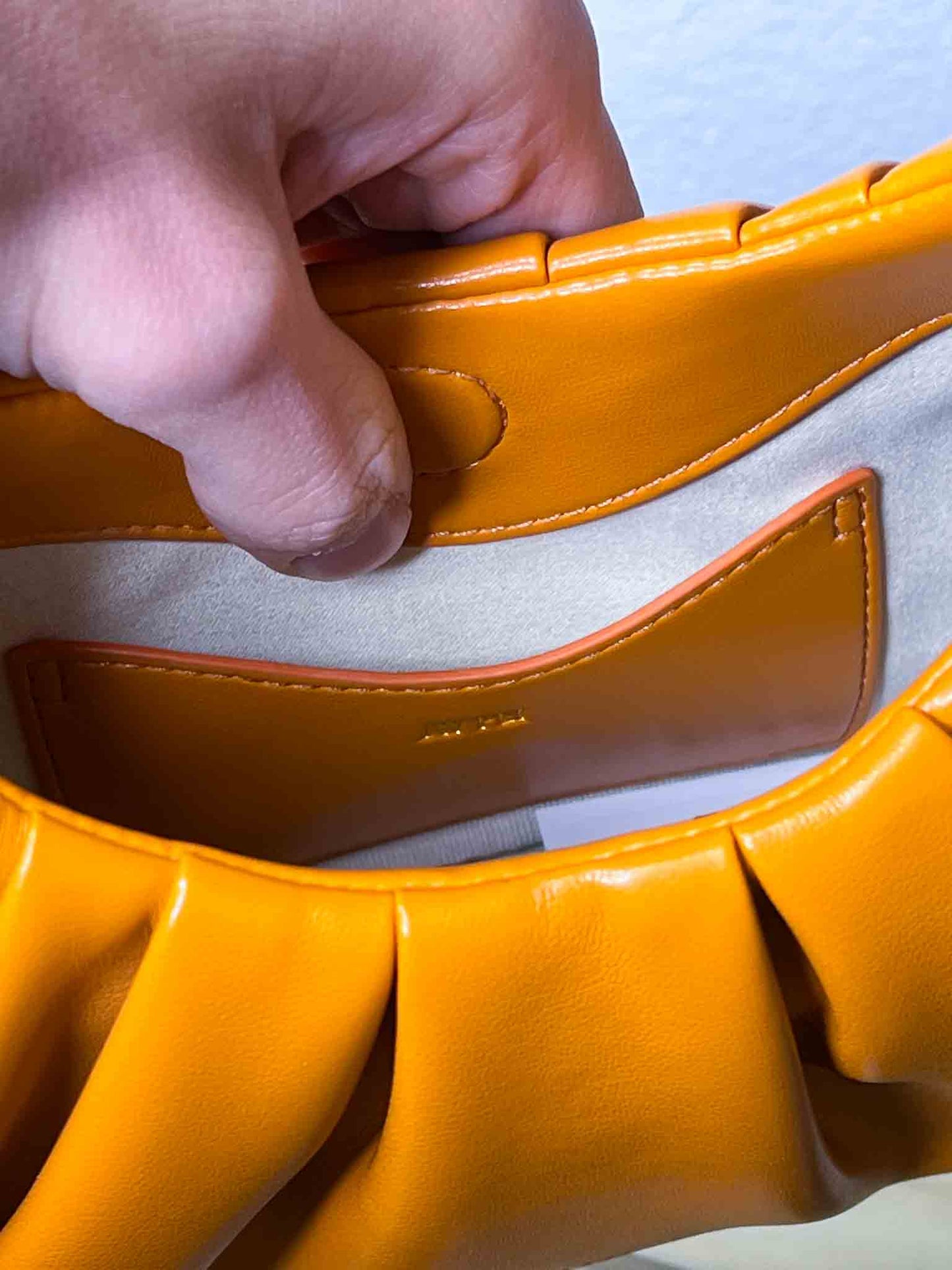 One Size | JW PEI Scrunchie Bag