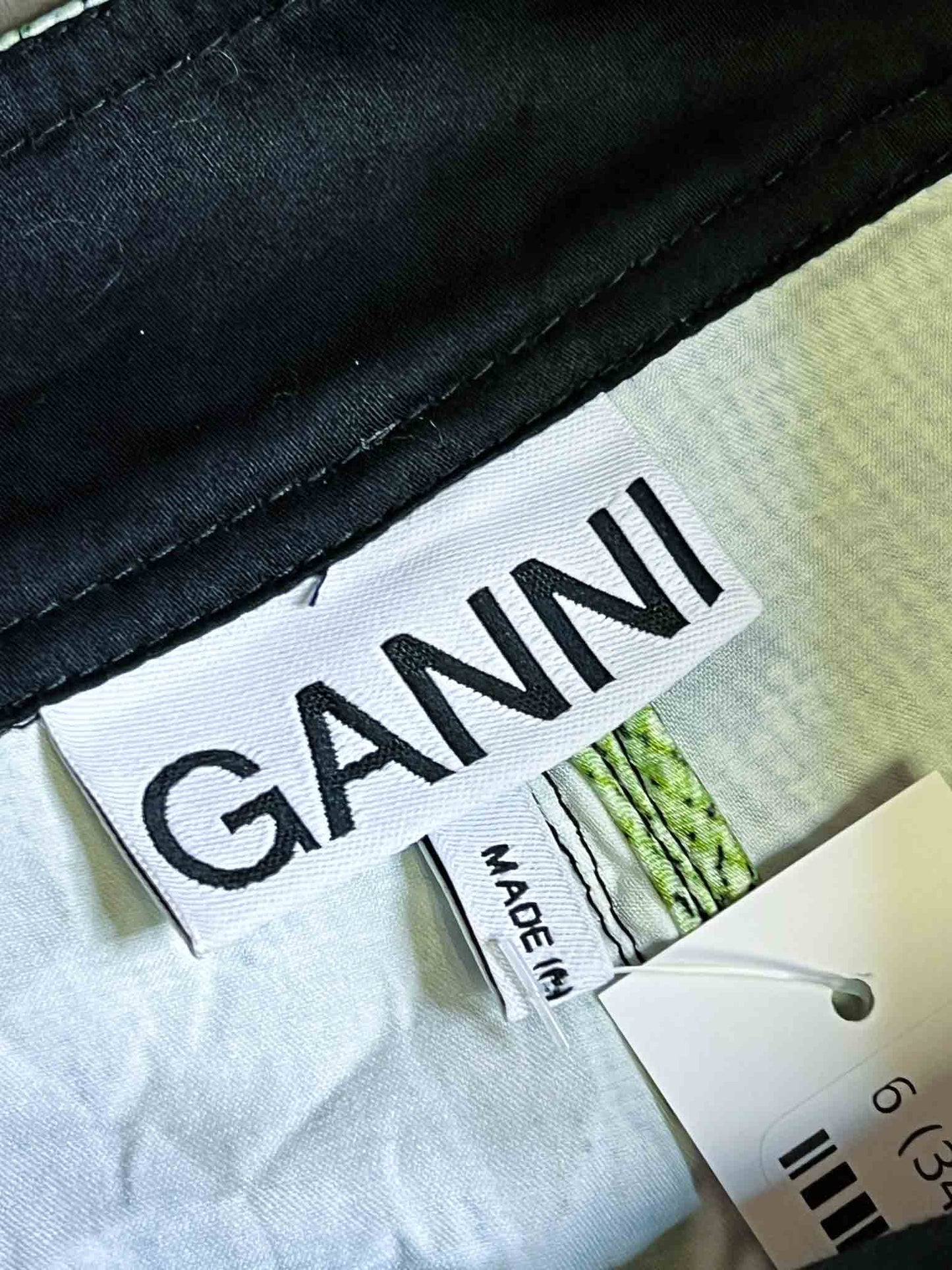 Size 34 (6) | Ganni Crinkled Satin Floral Print Flare Pants