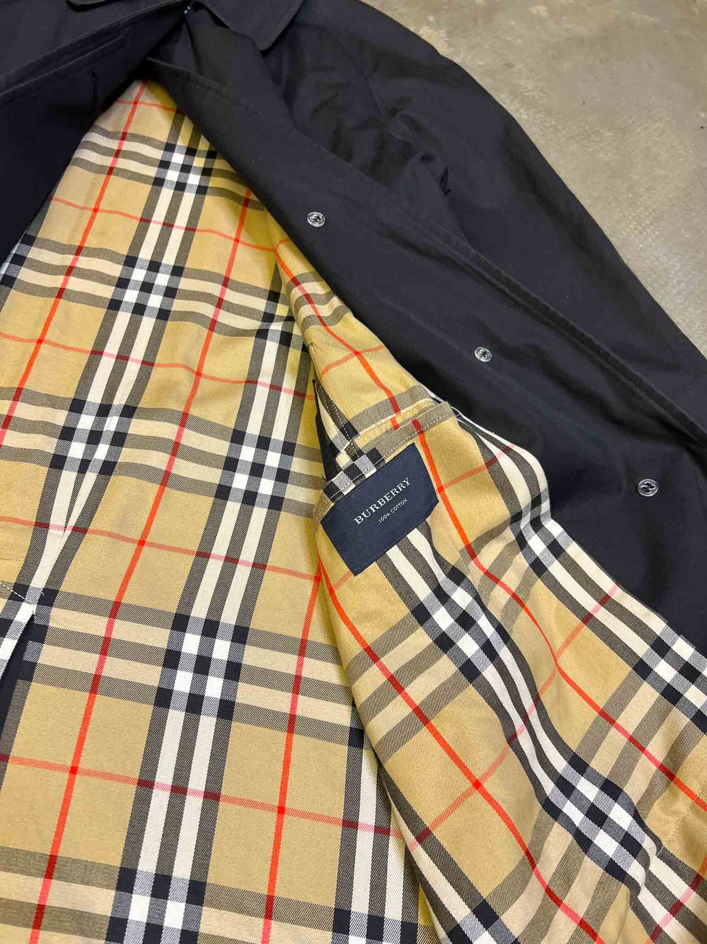 Size 8 | Burberry Vintage Trench Coat