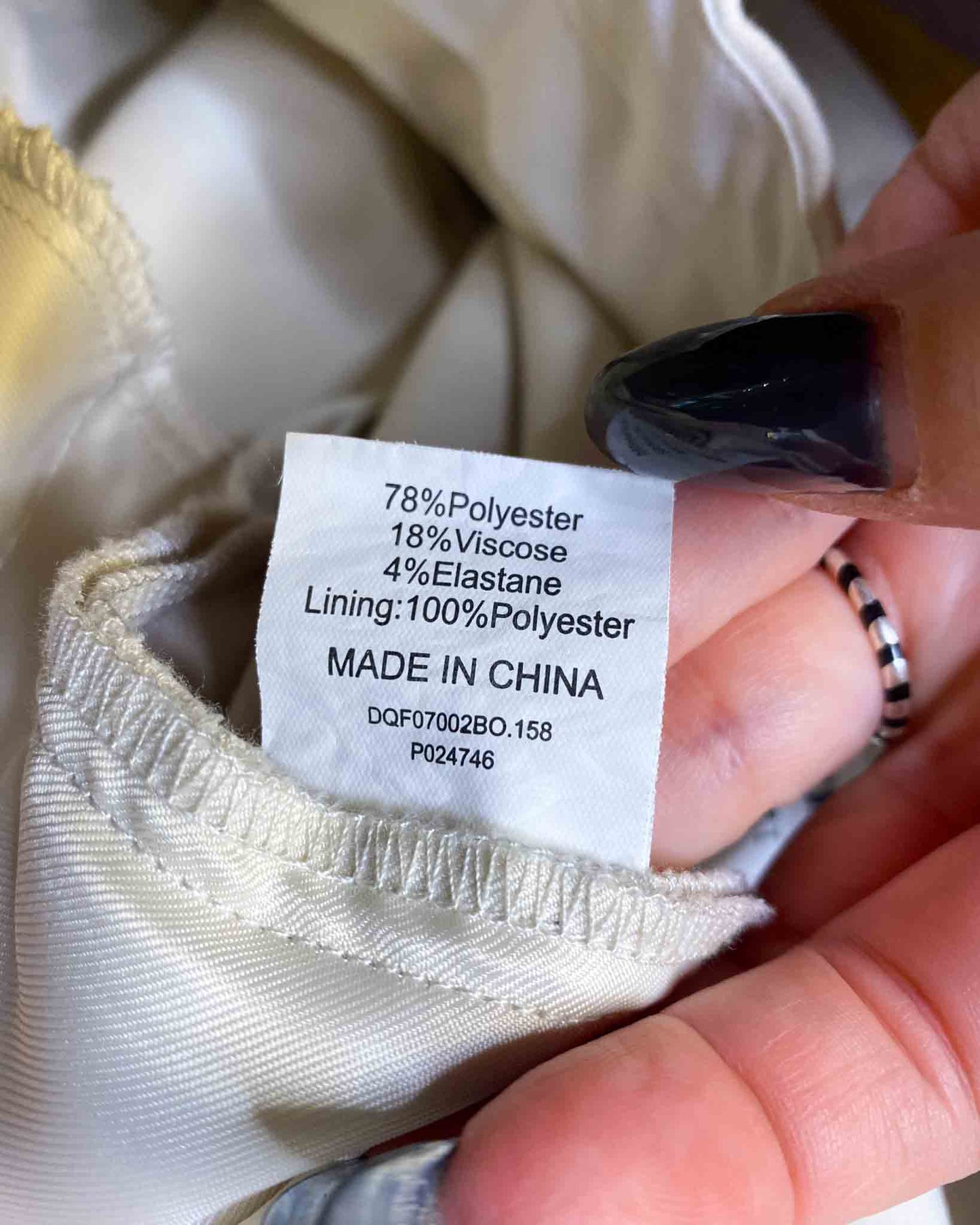 Size 12 | Dissh Pleat Front Shorts