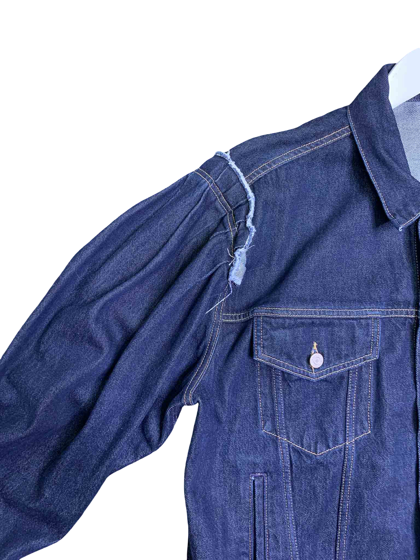 Size M | Levis Distressed Puff Sleeve Denim Jacket