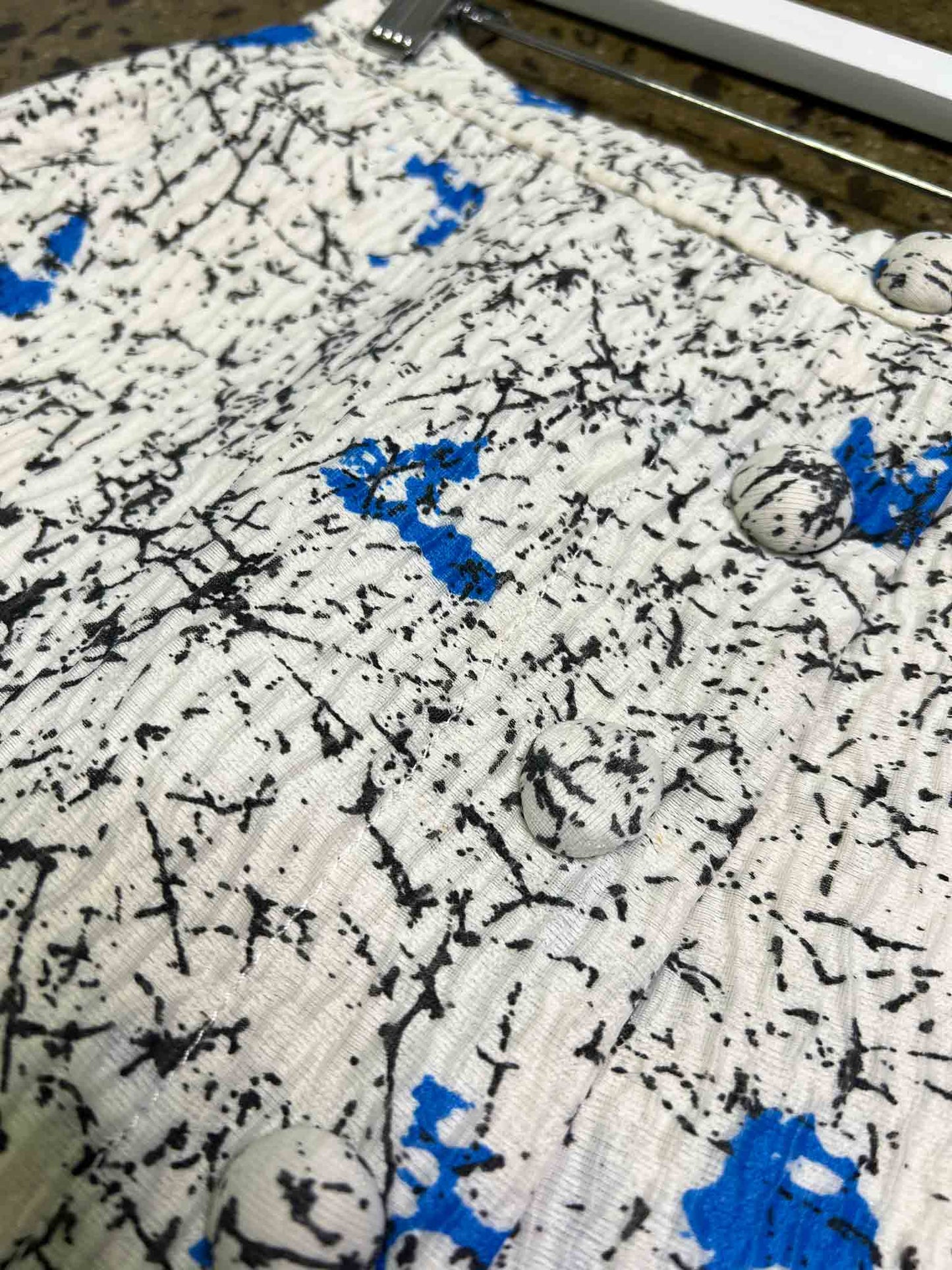 Size 40 (L) | Carven Textured Skirt