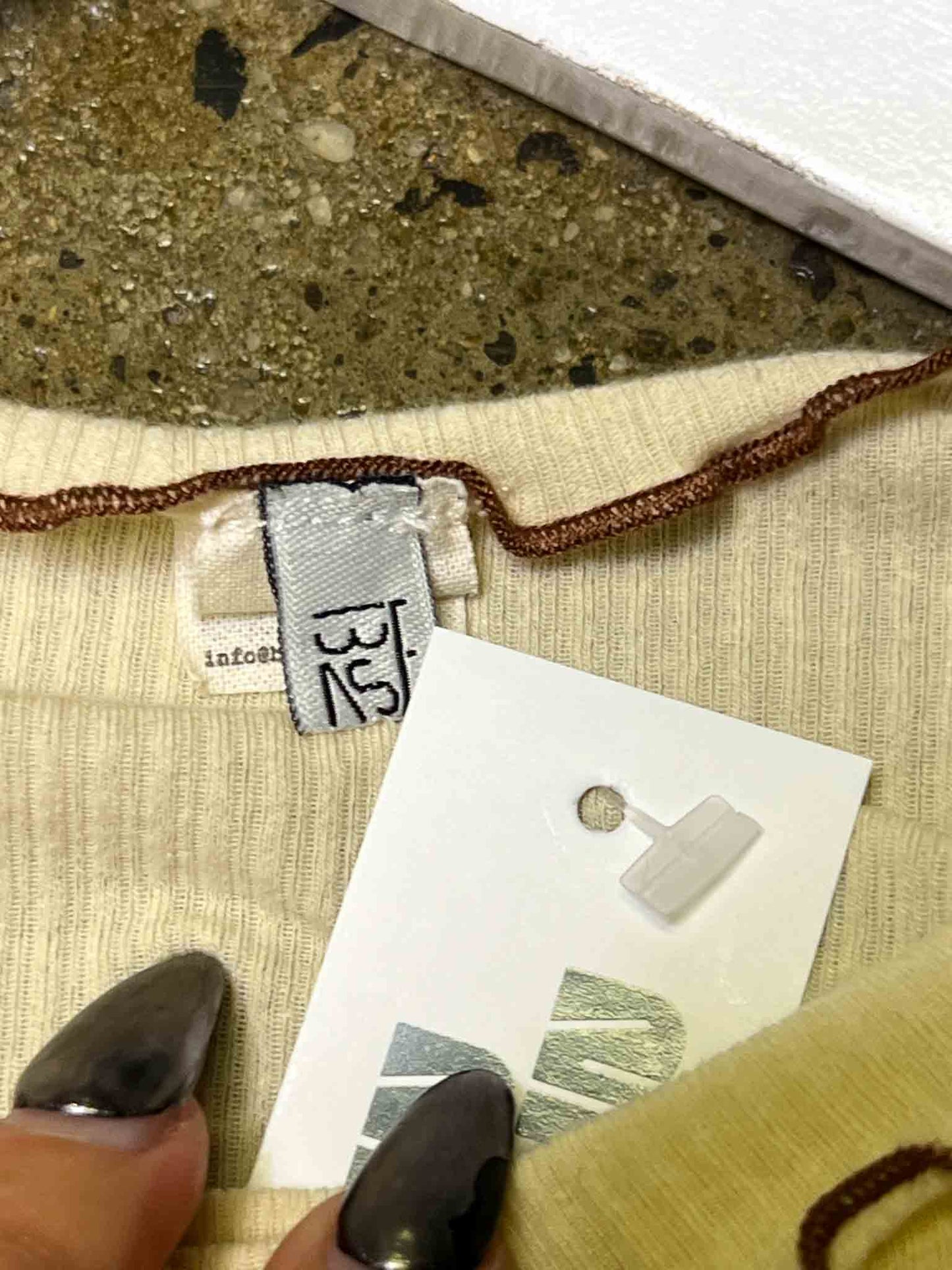 Size M | Baserange Omato Long Sleeve Top