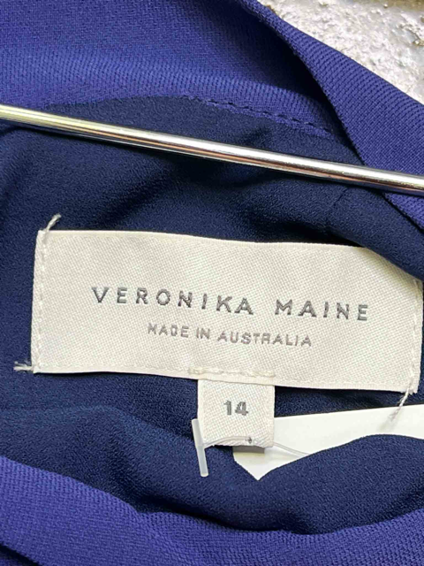 Size 14 | Veronika Maine Split Seam Midi Skirt