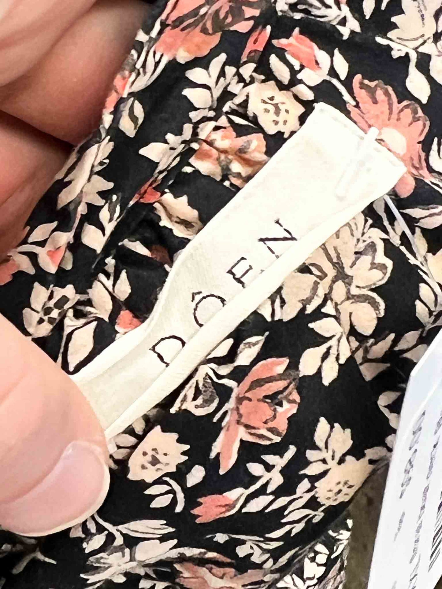 Size XXL | Dôen Oversized Collar Floral Top