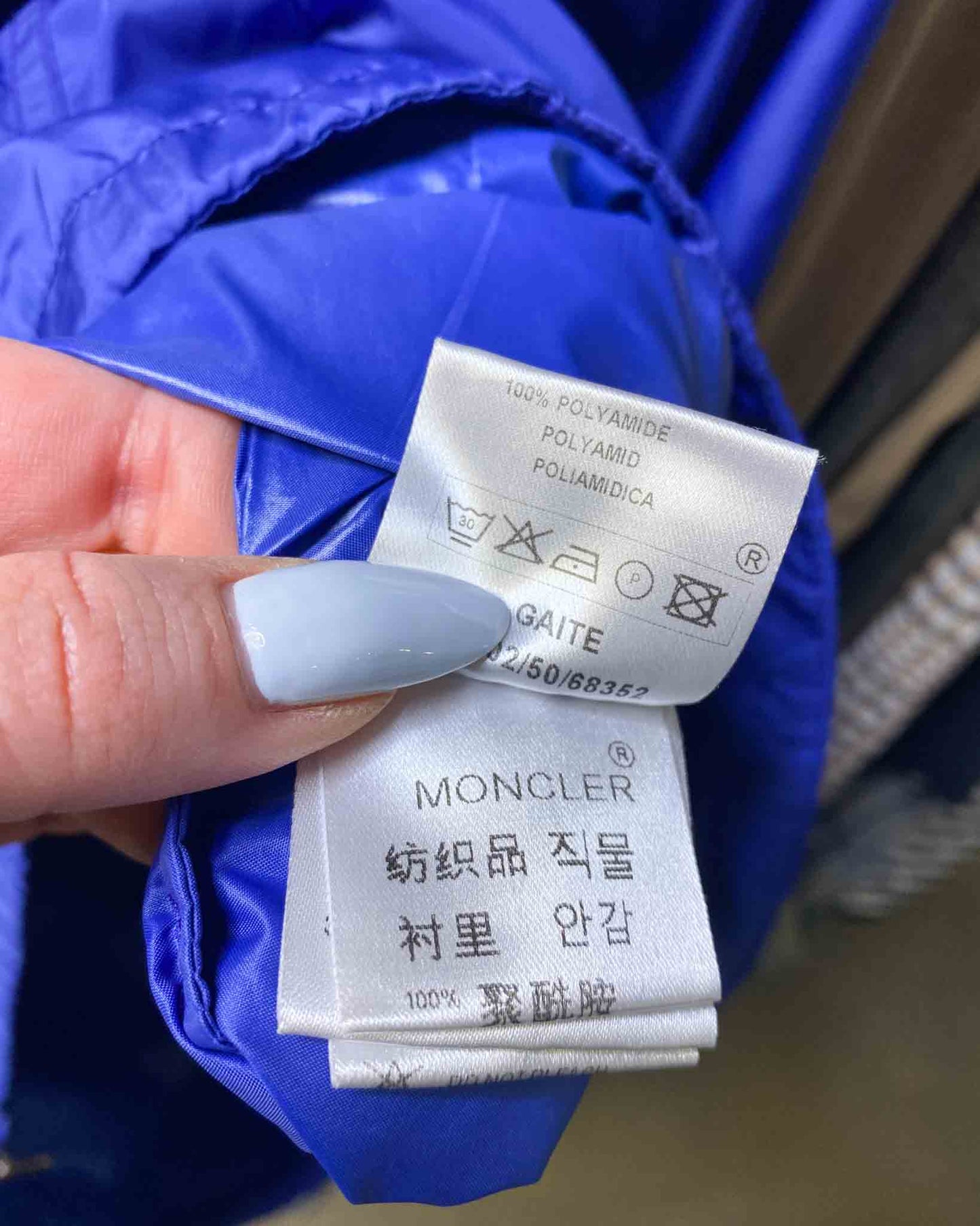 Size M | Moncler Long Nylon Jacket